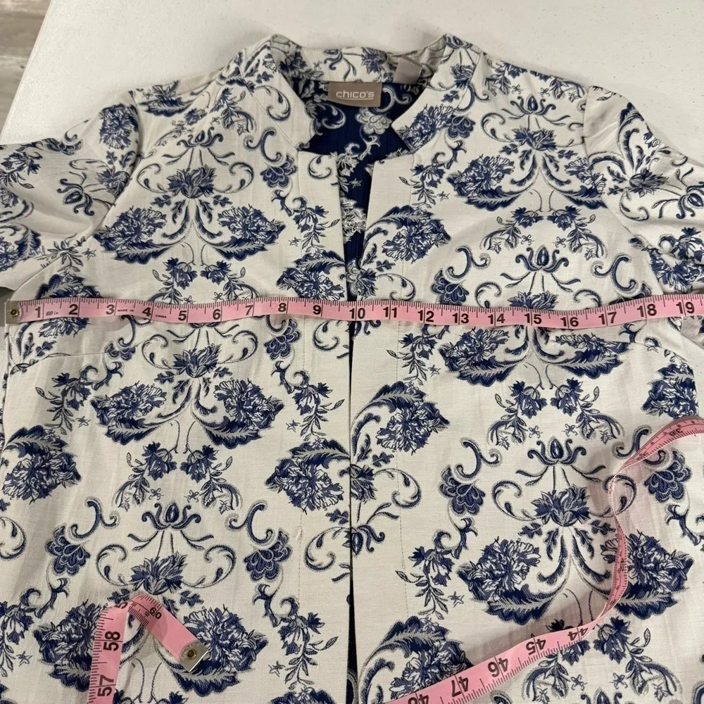 Chico’s Floral Jacket Open Front Paisley Blue White Women’s Sz Small (Chico’s 0)